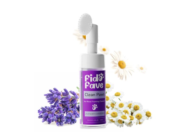 Fido Fave Clean Paws no-rinse foaming paw cleanser